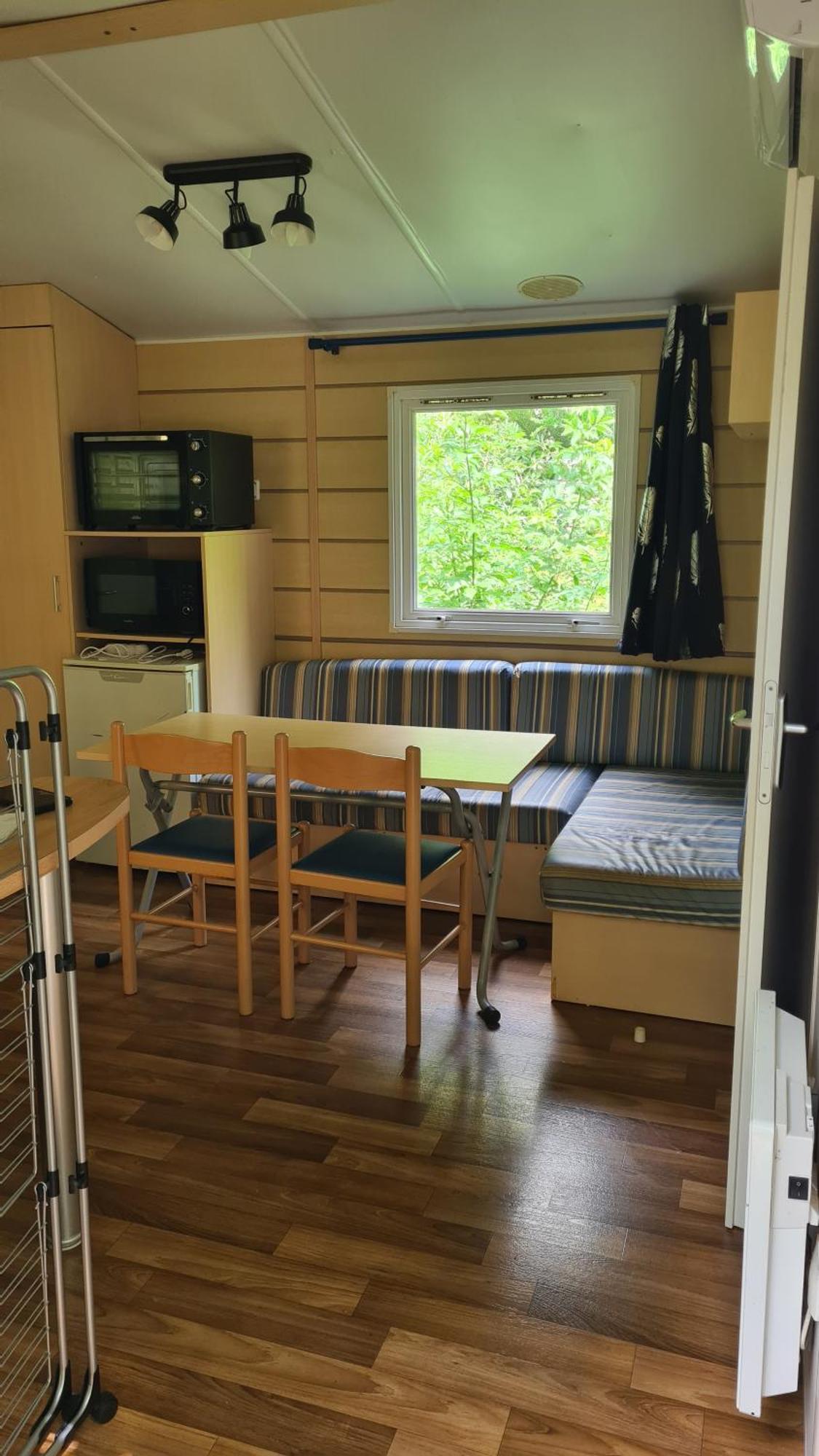 Mobil-Home 1à 4 Personnes Attigny Bagian luar foto